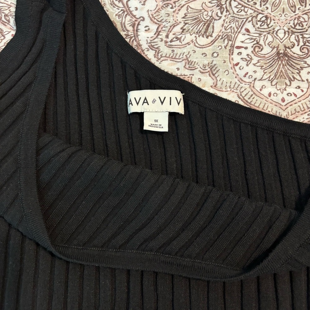 AVA & VIV Black Ribbed Tank Top